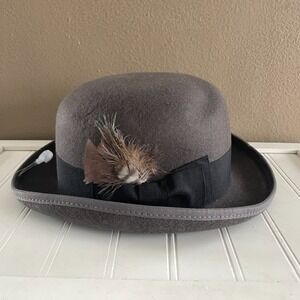 Hats In The Belfry Size M Wool Felt Gray Fedora Feather Hat